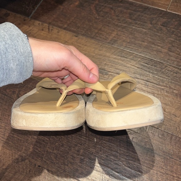 Vince Shoes - Picture 6 of 11